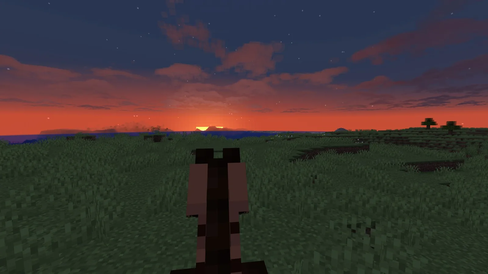 Sunrise over plains with soft shaped clouds replacing vanilla blocks