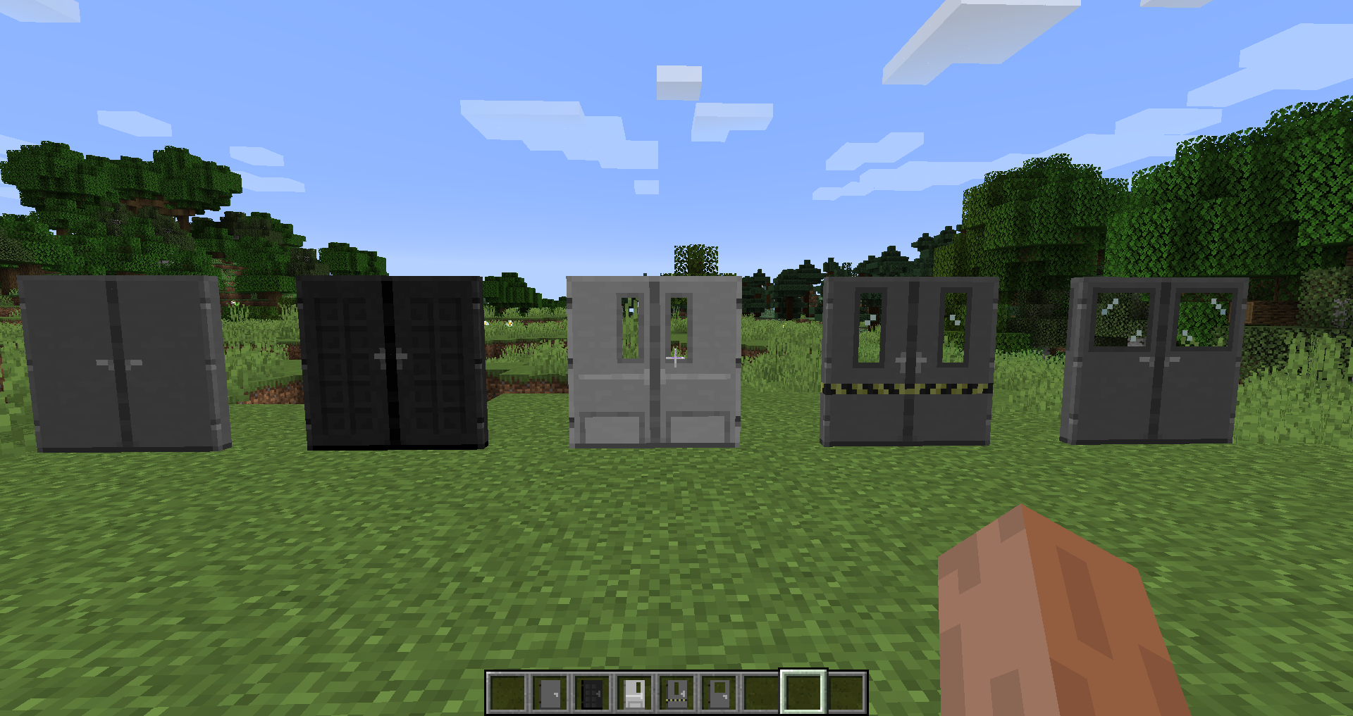 Recessed doorway with lanterns