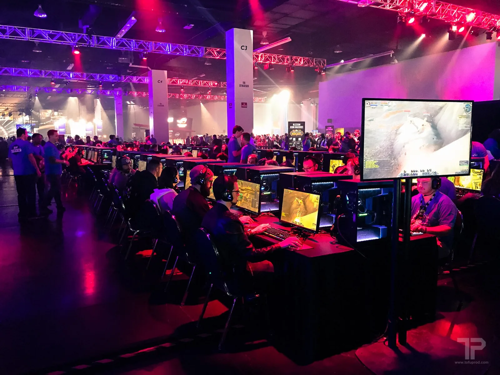 Warcraft demo stations at BlizzCon