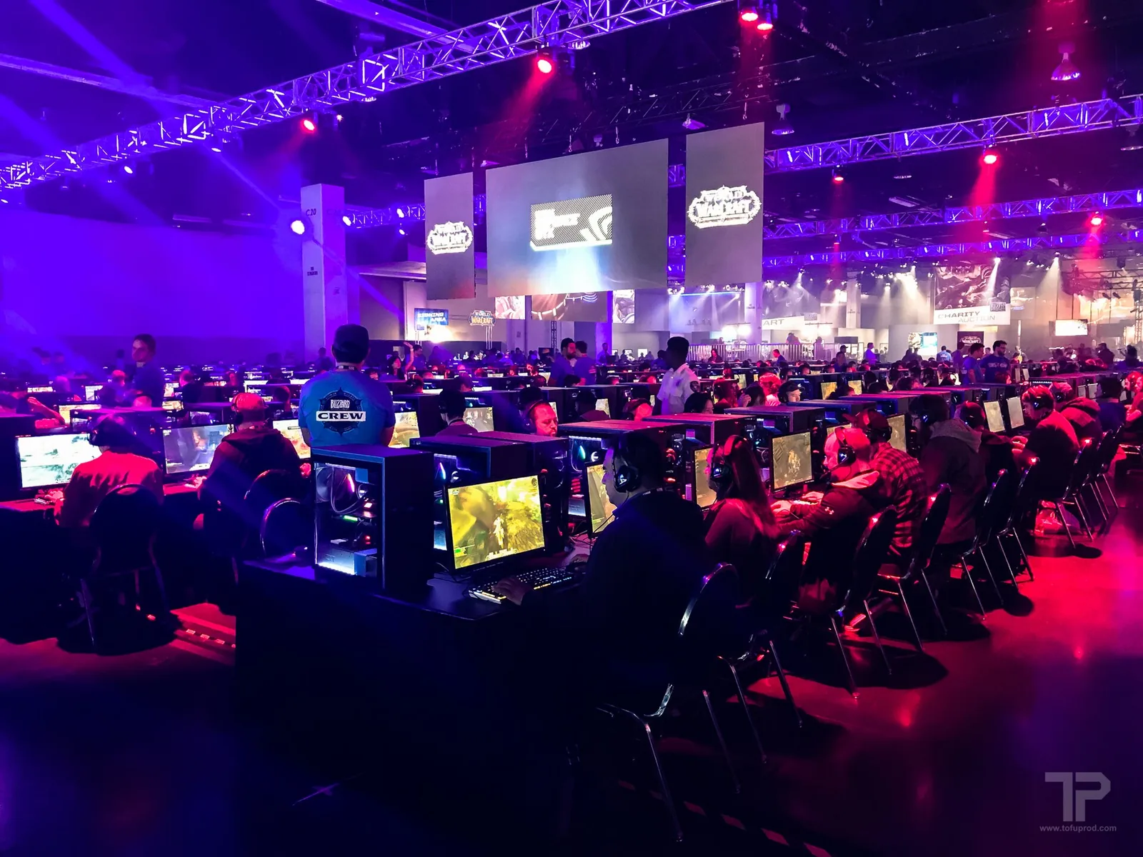 Attendees playing a Warcraft demo at BlizzCon
